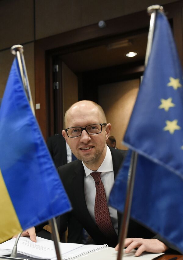 Thủ tướng Ukraina Arseniy Yatsenyuk tại cuộc họp EU-Ukraina” ở Brussels - Sputnik Việt Nam