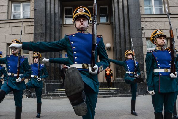 Khai mạc triển lãm Truyền thống Cảnh vệ Kremlin tại Matxcơva - Sputnik Việt Nam
