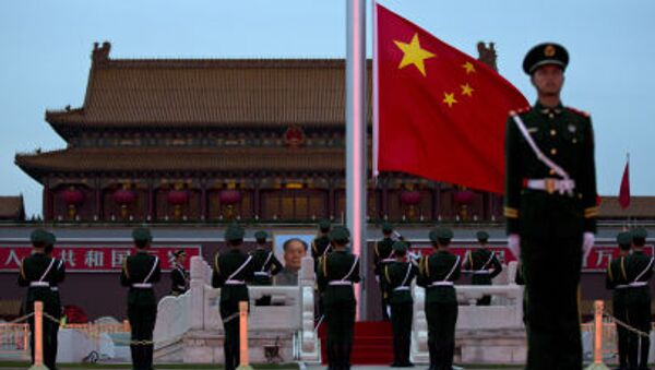 Lính cảnh giới Trung Quốc trên quảng trường Thiên An Môn - Sputnik Việt Nam