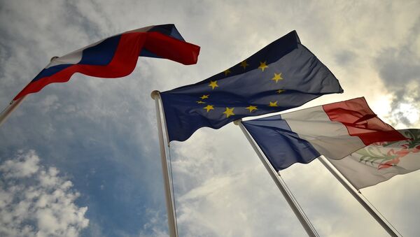 Quốc kỳ Nga, EU, Pháp - Sputnik Việt Nam