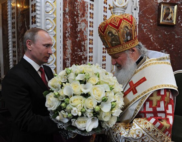 Lễ phụng vụ tại nhà thờ Chúa Kitô Cứu Thế do Đức Thượng Phụ Moskva và Toàn Nga Kirill chủ trì. - Sputnik Việt Nam