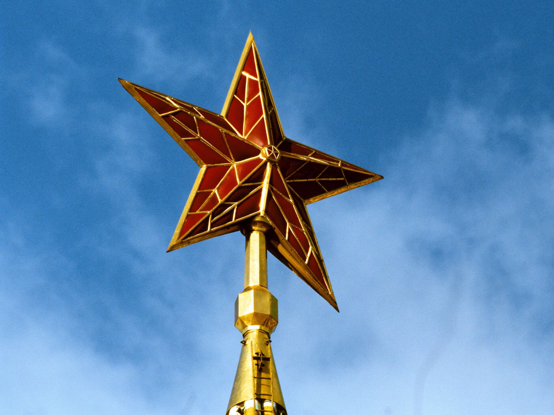 Какие звезды на кремле