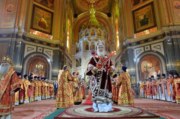 Đại giáo chủ Moskva và toàn Nga Kirill làm lễ phụng vụ Phục Sinh tại nhà thờ chính tòa Chúa Cứu Thế  Moskva - Sputnik Việt Nam