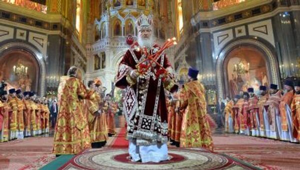 Đại giáo chủ Moskva và toàn Nga Kirill làm lễ phụng vụ Phục Sinh tại nhà thờ chính tòa Chúa Cứu Thế  Moskva - Sputnik Việt Nam