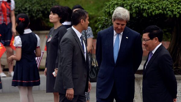 Ngoại trưởng Mỹ John Kerry tại cuộc gặp ở Hà Nội - Sputnik Việt Nam