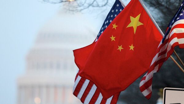 Quốc kỳ Mỹ và Trung Quốc - Sputnik Việt Nam