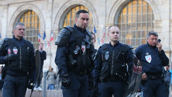 Cảnh sát Pháp tại Lille - Sputnik Việt Nam