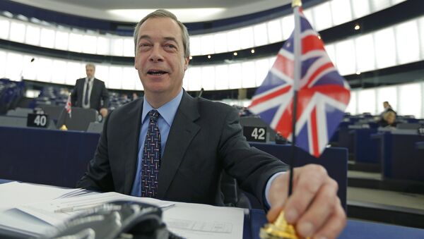 Người đứng đầu đảng Độc lập của Anh (UKIP)  Nigel Farage - Sputnik Việt Nam