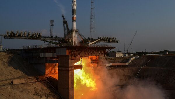 Phi hành đoàn bay lên trạm ISS lần đầu tiên bằng con tàu vũ trụ seri mới Soyuz MS - Sputnik Việt Nam
