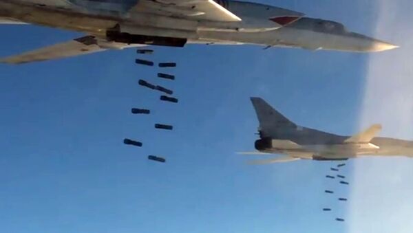 Tấn công của Lực lượng Không quân Vũ trụ Nga ở Syria - Sputnik Việt Nam