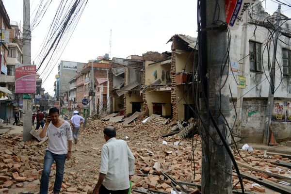Nhà cửa bị phá hủy trong trận động đất ở Nepal - Sputnik Việt Nam