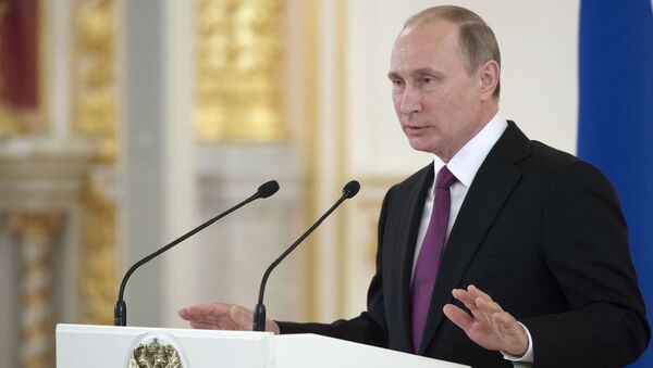 Президент России Владимир Путин выступает на встрече в Кремле с членами олимпийской сборной России  - Sputnik Việt Nam