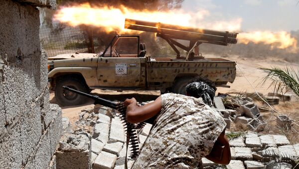 Quân nhân Libya trung thành với Chính phủ mới trong trận giao tranh với các chiến binh IS ở Sirte - Sputnik Việt Nam