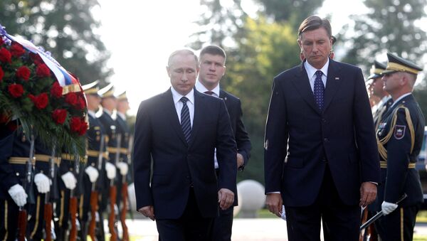 Ông Putin tham dự lễ khai trương tượng đài những người lính Xô Viết ở Slovenia - Sputnik Việt Nam
