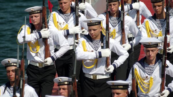 Cuộc diễu hành quân sự trong Ngày Hải quân Nga ở Sevastopol, Crưm - Sputnik Việt Nam