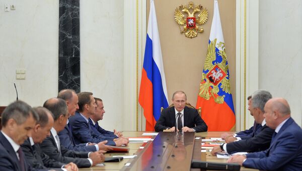 Ông Putin họp bàn với Hội đồng An ninh về tình hình trị an sau âm mưu khủng bố ở Crưm - Sputnik Việt Nam