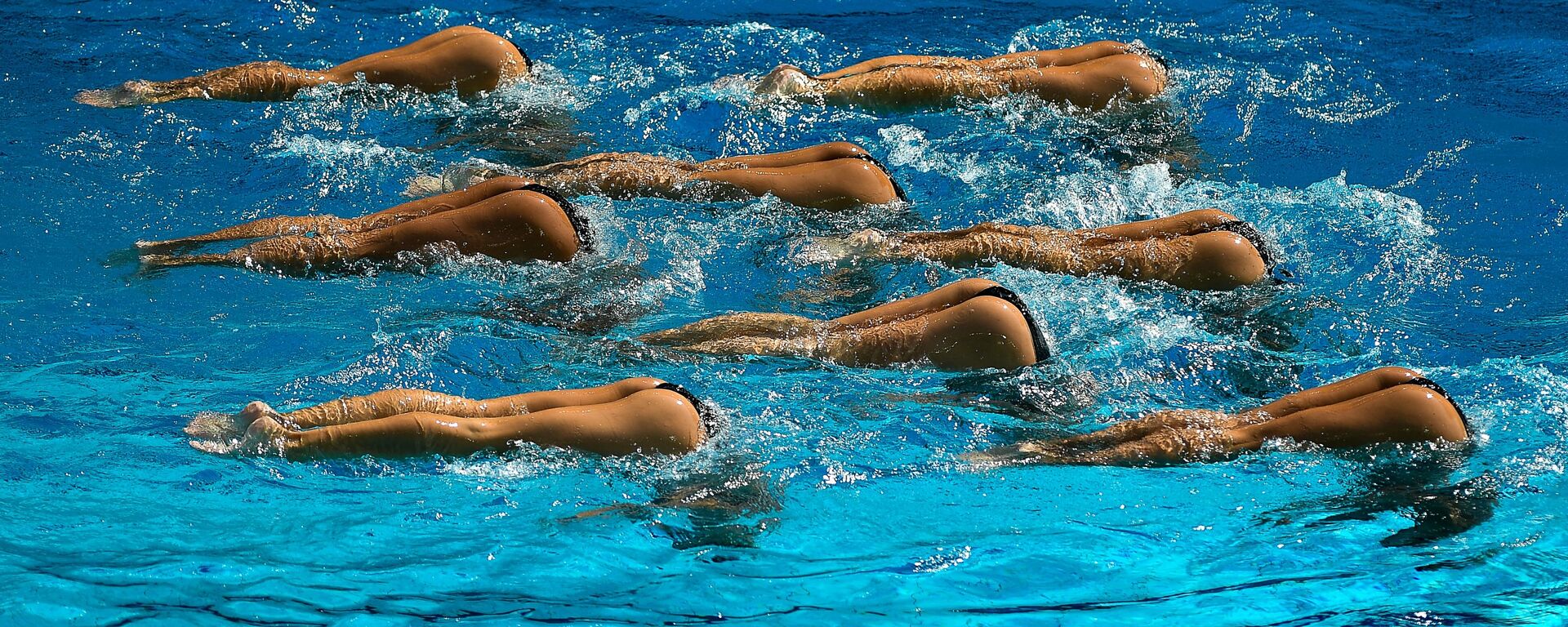 Vận động viên đội tuyển Trung Quốc với bài thi kỹ thuật, nội dung bơi nghệ thuật đồng đội - Sputnik Việt Nam, 1920, 22.07.2022