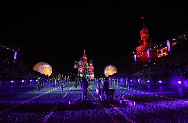 Lễ khai mạc Liên hoan Quân nhạc Quốc tế Tháp Spasskaya - 2016 ở Matxcơva - Sputnik Việt Nam