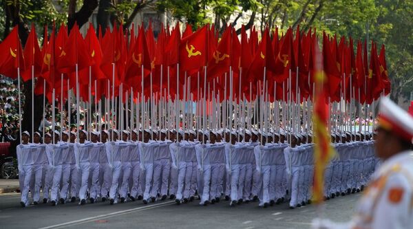 Diễu hành trọng thể kỷ niệm 40 năm Việt Nam thống nhất đất nước - Sputnik Việt Nam