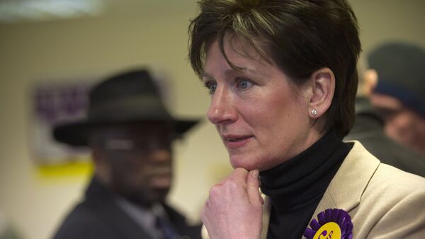 nhà lãnh đạo Đảng liên kết độc lập Anh (UKIP) Diana James - Sputnik Việt Nam