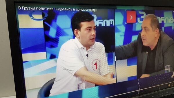 Các chính trị gia Gruzia ẩu đả trên TV vì nước Nga (VIDEO) - Sputnik Việt Nam
