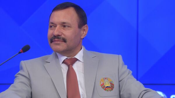 Ông Andrey Fomochkin, lãnh đạo Trung tâm đào tạo điền kinh Olympic Belarus - Sputnik Việt Nam
