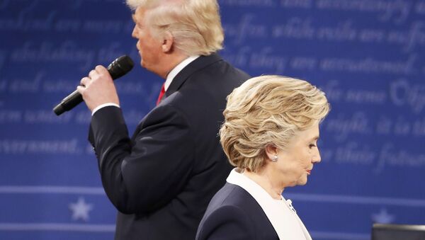 Cuộc tranh luận thứ hai giữa Donald Trump và Hillary Clinton - Sputnik Việt Nam