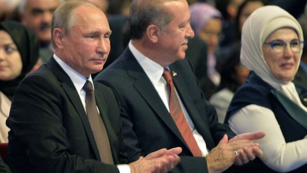 Vladimir Putin và Recep Tayyip Erdogan tại Đại hội Năng lượng thế giới - Sputnik Việt Nam