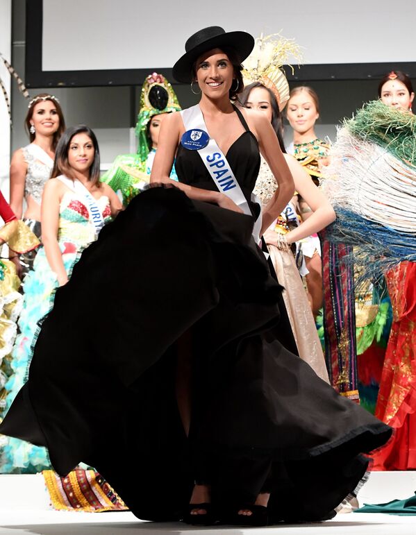 Các thí sinh tham dự cuộc thi Miss International Beauty Pageant ở Tokyo - Sputnik Việt Nam