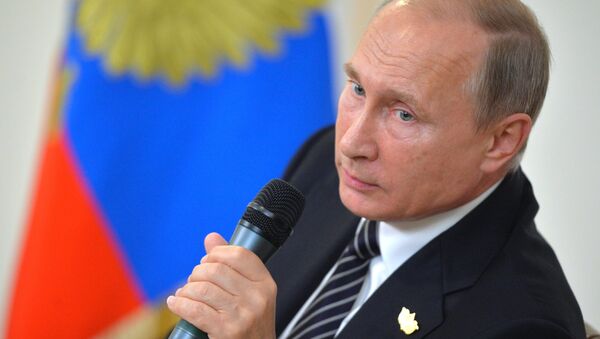 Tổng thống Nga Vladimir Putin tại cuộc họp báo về kết quả hội nghị thượng đỉnh BRICS - Sputnik Việt Nam