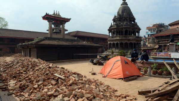 Sự tàn phá của động đất ở ngoại ô Kathmandu - Sputnik Việt Nam