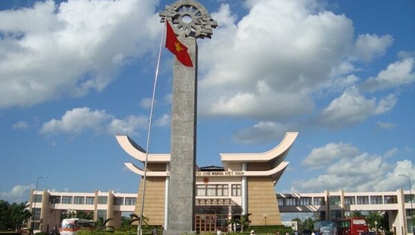 Mộc Bài là cửa khẩu quốc tế đường bộ lớn nhất phía Nam trên tuyến biên giới đất liền Việt Nam - Campuchia - Sputnik Việt Nam