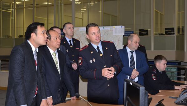 Đoàn công tác của Bộ Công an Việt Nam đã đến thăm Cục quản lý giao thông thuộc Bộ nội vụ Nga tại Moskva. - Sputnik Việt Nam