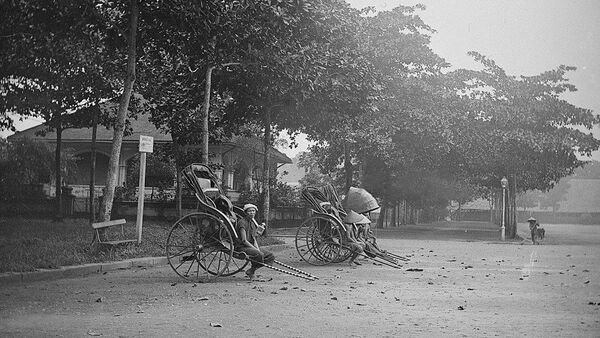 Bến xe kéo tay tại Sài Gòn những năm 1901-1905 - Sputnik Việt Nam