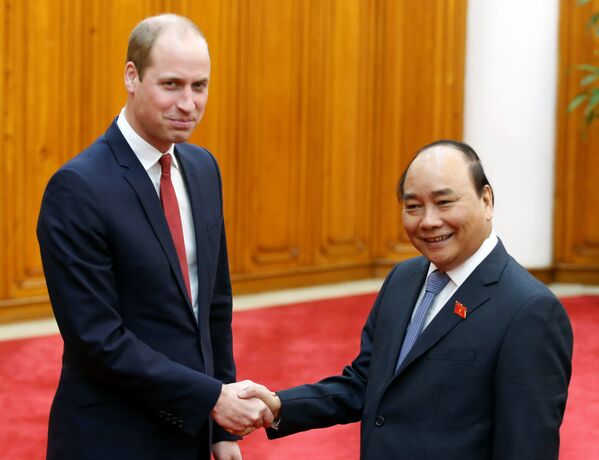 Hoàng tử Anh William và Thủ tướng Nguyễn Xuân Phúc - Sputnik Việt Nam
