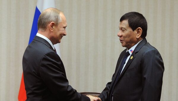 Rodrigo Duterte và Vladimir Putin - Sputnik Việt Nam