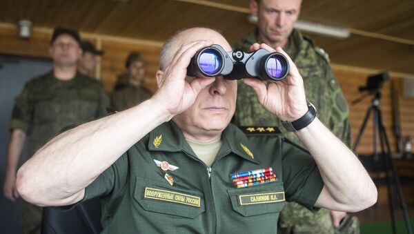 Tổng tư lệnh các lực lượng bộ binh Nga, thượng tướng Oleg Salyukov - Sputnik Việt Nam