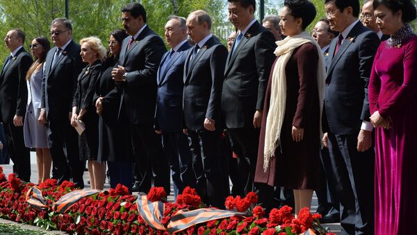 Ông Putin tham gia đặt vòng hoa tại Mộ Chiến sĩ Vô danh - Sputnik Việt Nam