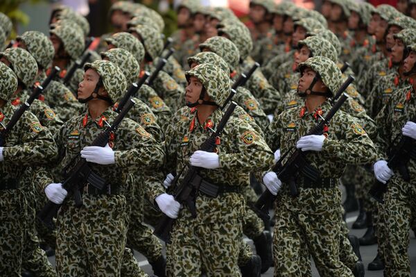 Lực lượng đặc nhiệm Việt Nam trong cuộc diễu hành quân sự tại TP Hồ Chí Minh - Sputnik Việt Nam