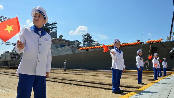 Nghi lễ hạ thủy khu trục hạm thứ hai thuộc đề án Gepard 3.9, thiết kế dành cho Hải quân Việt Nam, tại  Nhà máy đóng tàu Zelenodolsk mang tên A.M. Gorky - Sputnik Việt Nam