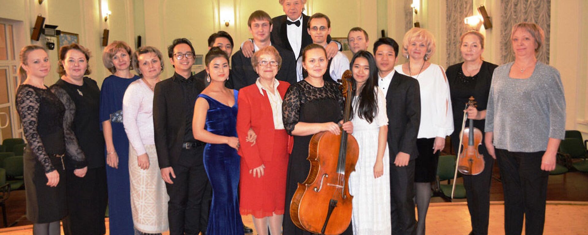 Ngày 20 tháng 12, tại hội trường Đại học tổng hợp quốc gia Kursk đã tổ chức buổi hòa nhạc của Khoa biểu diễn nhạc cụ. - Sputnik Việt Nam, 1920, 23.12.2016