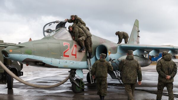 Máy bay Nga Su-25 tại phi trường Hmeymim ở Syria - Sputnik Việt Nam