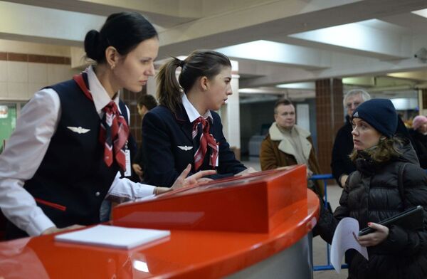 Bắt đầu công tác cung cấp thông tin cho các hành khách đi metro Matxcơva - Sputnik Việt Nam