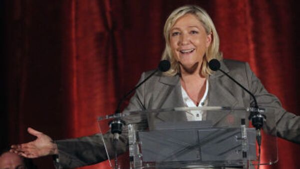 ứng cử viên tổng thống Pháp của đảng Mặt trận Dân tộc Marine Le Pen - Sputnik Việt Nam