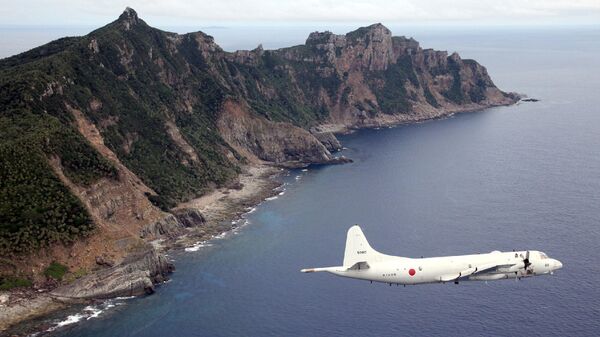 Máy bay P-3C Orion của Hải quân Nhật Bản bay trên Hoa Đông - Sputnik Việt Nam