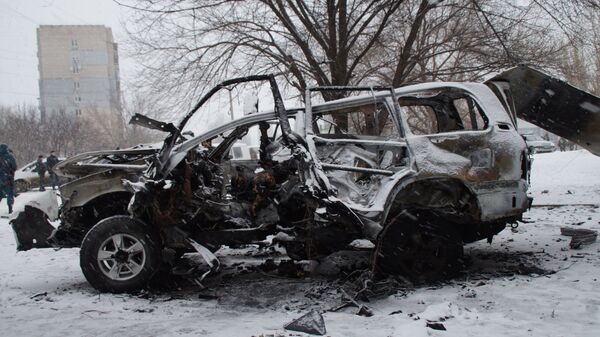 Vụ nổ xe xảy ra ở trung tâm thành phố Lugansk - Sputnik Việt Nam
