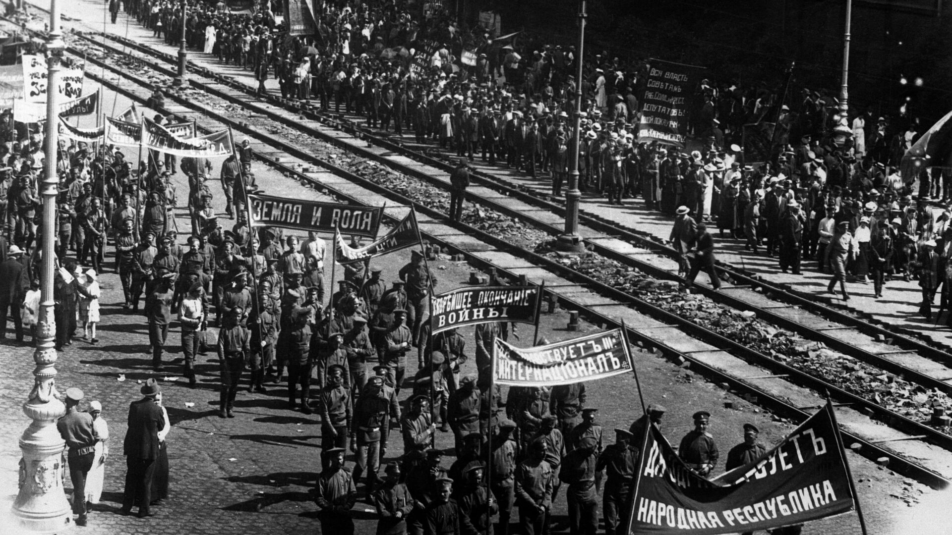 Cách mạng tháng Mười  - Sputnik Việt Nam, 1920, 07.11.2021
