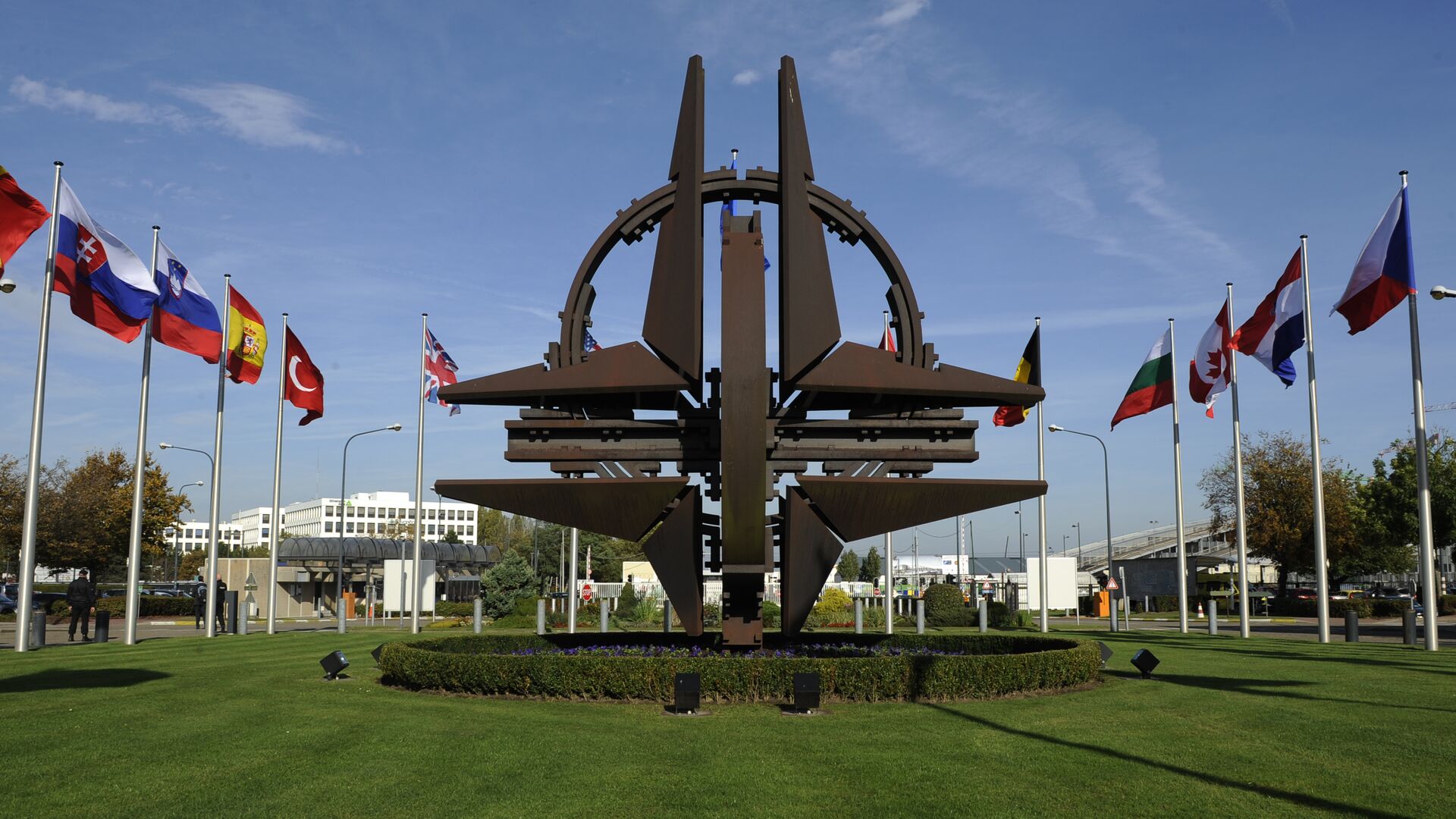 NATO - Sputnik Việt Nam, 1920, 29.04.2022