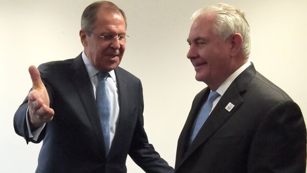 Ngoại trưởng Nga Lavrov và Ngoại trưởng Mỹ Tillerson tiến hành cuộc gặp đầu tiên - Sputnik Việt Nam