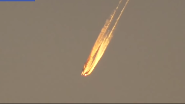 Phát hiện UFO lửa trên bầu trời Australia (Video) - Sputnik Việt Nam